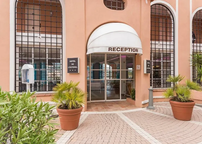 호텔 De L'esterel Pierre &