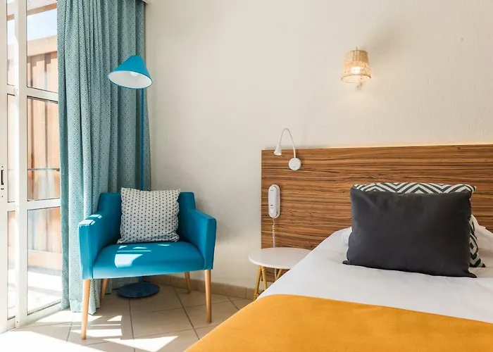 De L'esterel Pierre &