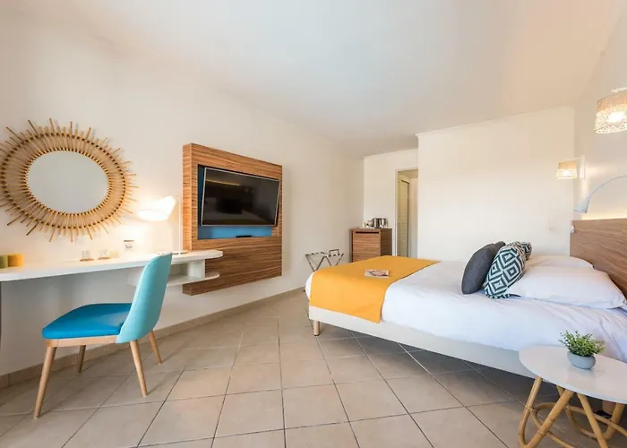 De L'esterel Pierre & Saint-Raphaël