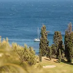 De L'esterel Pierre & Saint-Raphael (Var)