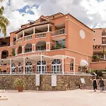 Hotel De L'esterel Pierre & Saint-Raphael (Var)