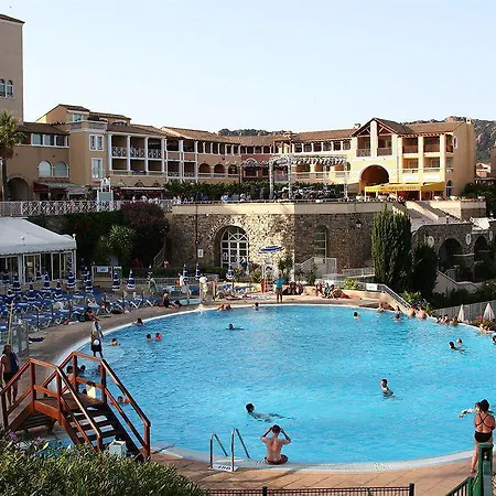 De L'esterel Pierre & 3*