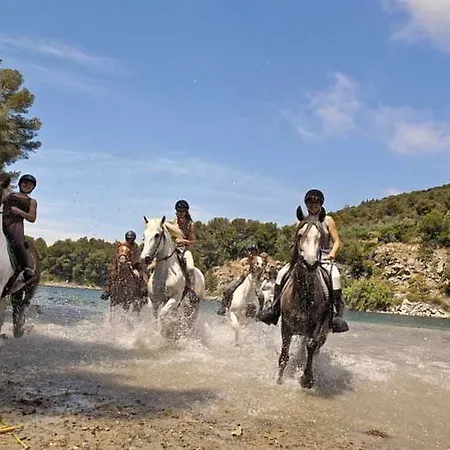 De L'esterel Pierre & 3* Saint-Raphaël