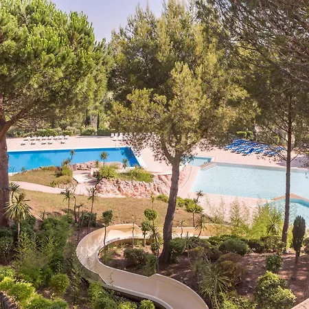 De L'esterel Pierre & Hotell