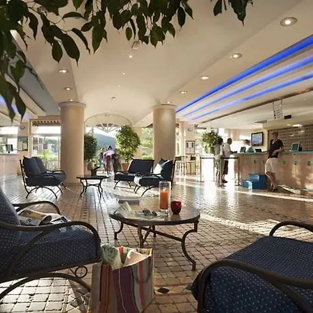 De L'esterel Hotel