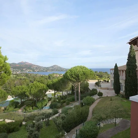 De L'esterel Hotel