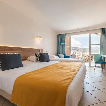 Hotell De L'esterel Pierre &