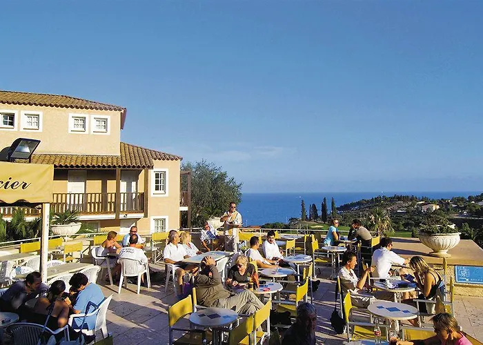 De L'esterel Pierre & Hotell 3*