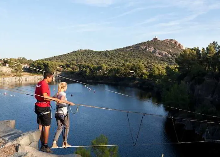 Hotell De L'esterel Pierre & 3*