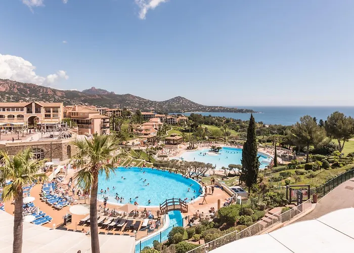 De L'esterel Pierre &