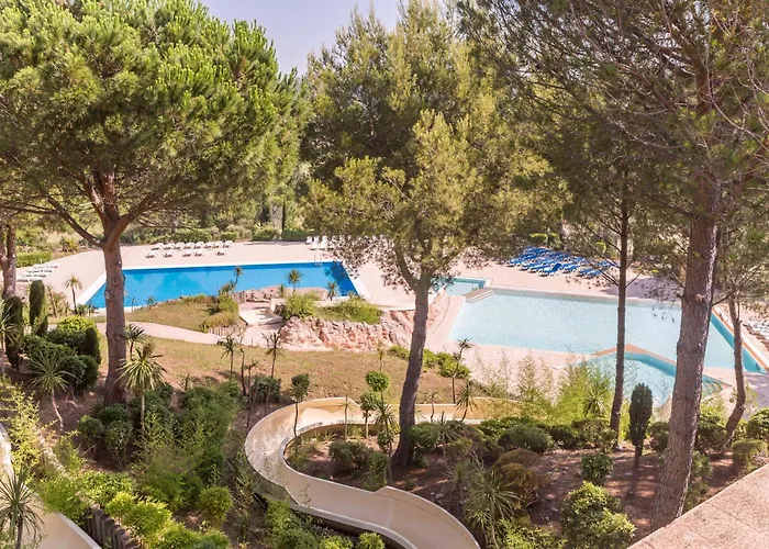 De L'esterel Pierre & Hotell