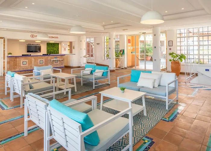 Hotell De L'esterel Pierre &