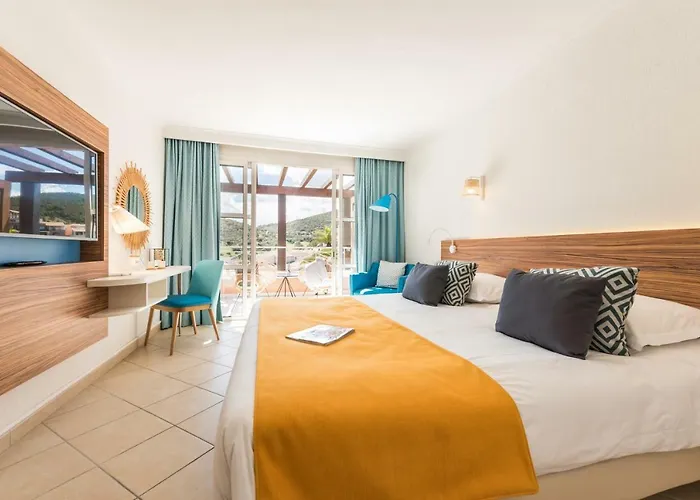 De L'esterel Pierre & Hotell 3*