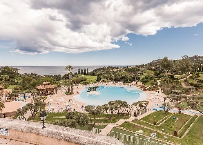 De L'esterel Pierre & Saint-Raphaël